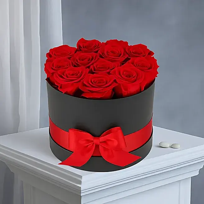 Luxury Dozen Preserved Red Roses